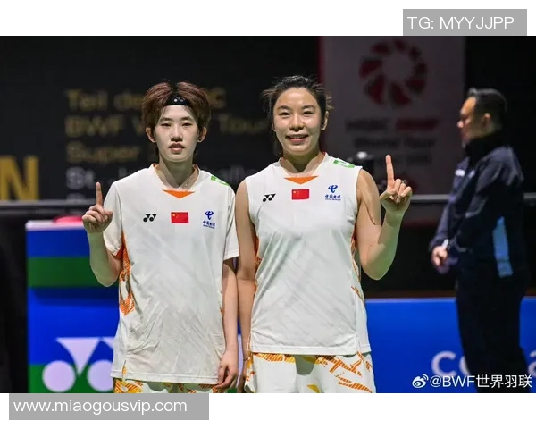 贾一凡与张殊贤女双组合精彩表现成功晋级赛事下一轮展现实力与默契